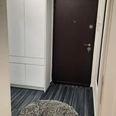 Apartment Zlatni San 2 *